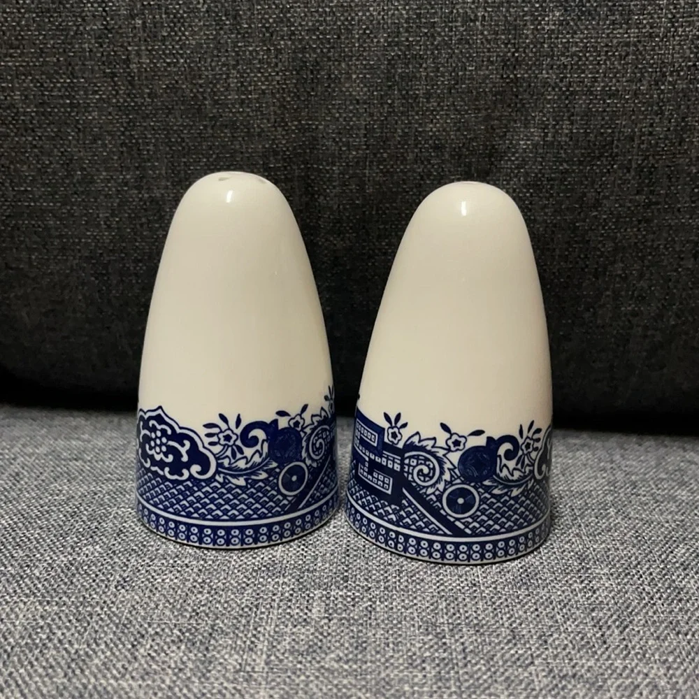 Churchill Salt & Pepper Set: Willow Blue